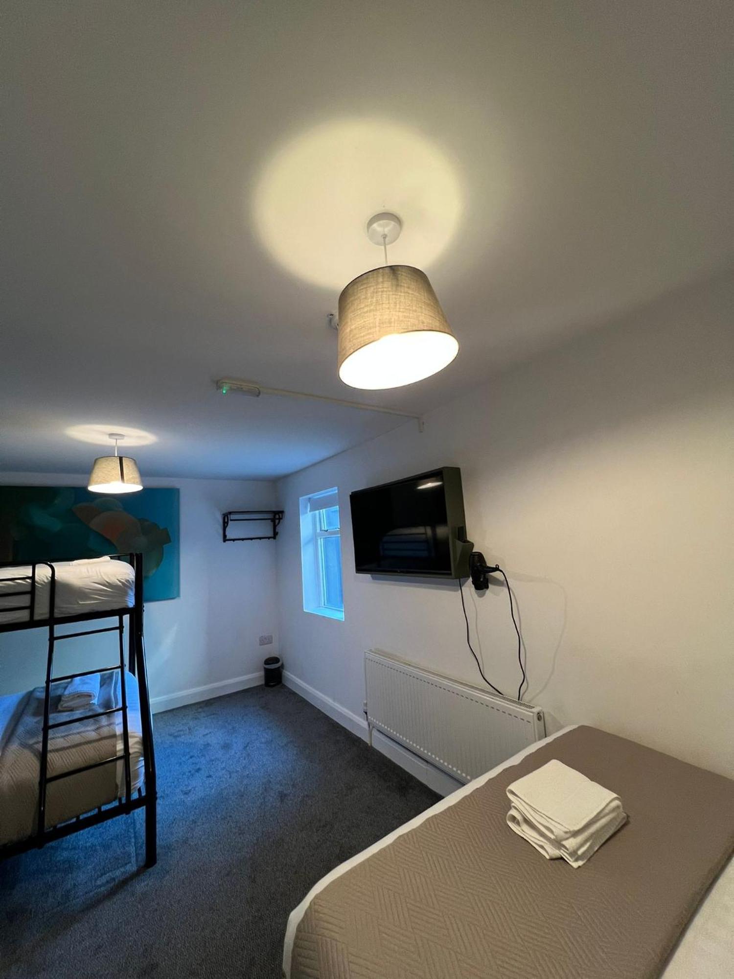 Mary Mullen'S Rooms Eyre Square. Galway Exteriér fotografie